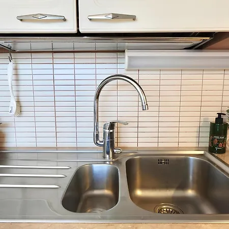 Spacious In Tranquil With Balcony And Free Parking * Turku